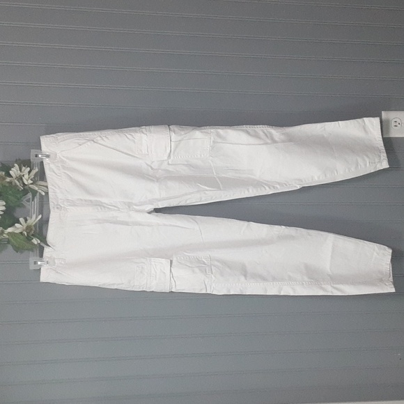 Forever 21 White Cargo Pants - Picture 2 of 12